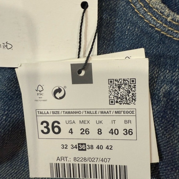 Zara Women Relaxed Mid Waist Mid Rise Jeans Oversized Distressed Blue Size 4 - Picture 10 of 15